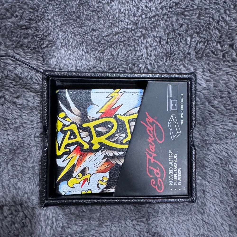 Ed Hardy Mens Eagle Graphic Bifold Wallet Black Tattoo Art with Valet Tray Box